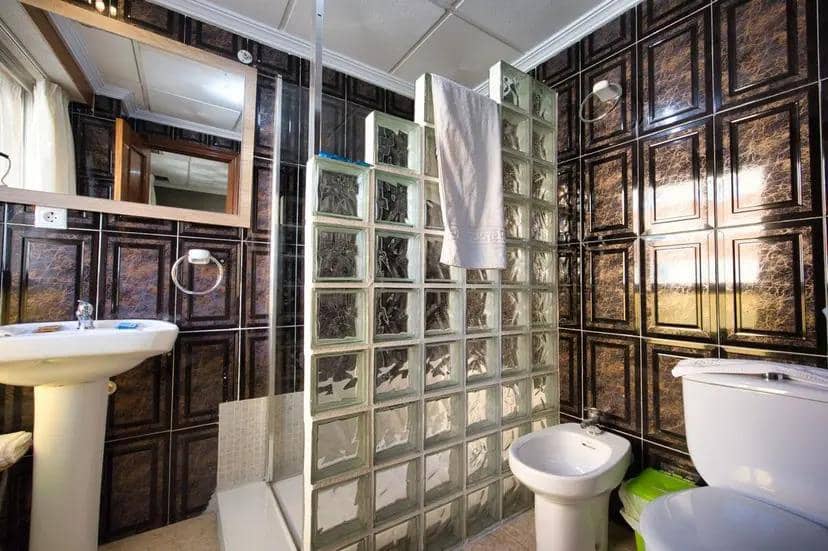 25 soveværelse Hotel til salg i Torrevieja - € 1.500.000 (Ref: 10007476)