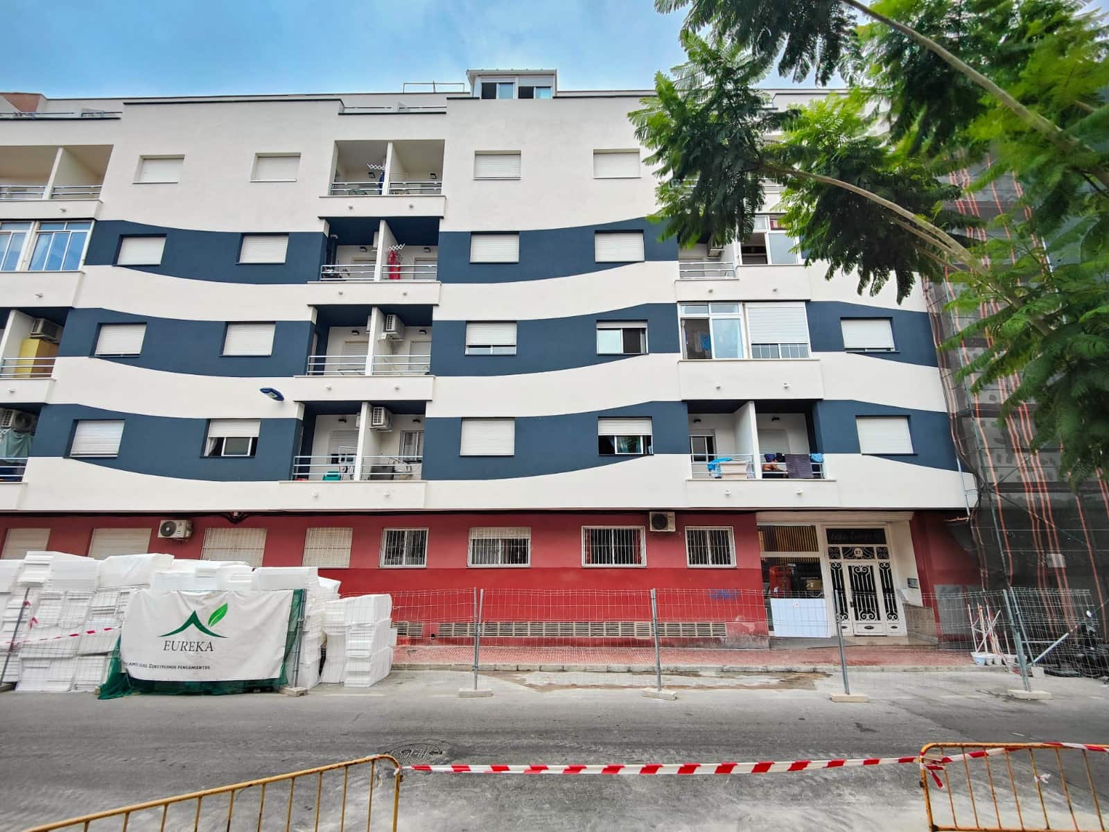 Erhverv til salg i Torrevieja - € 450.000 (Ref: 10011679)