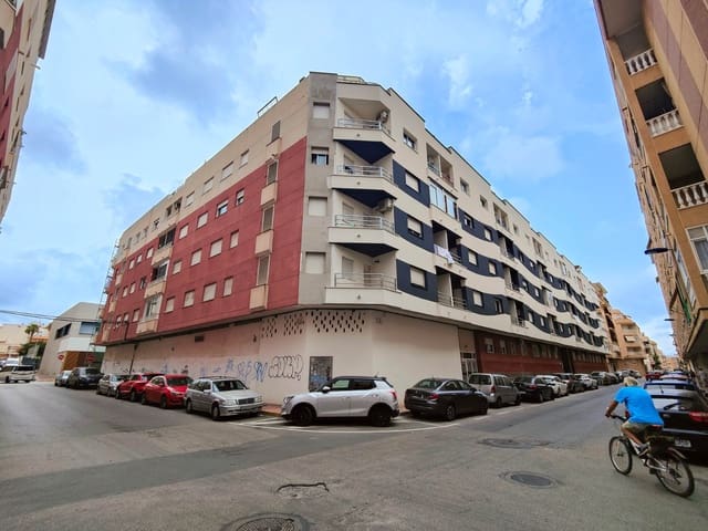 Erhverv til salg i Parque de las Naciones, Torrevieja - € 450.000 (Ref: 10011679)