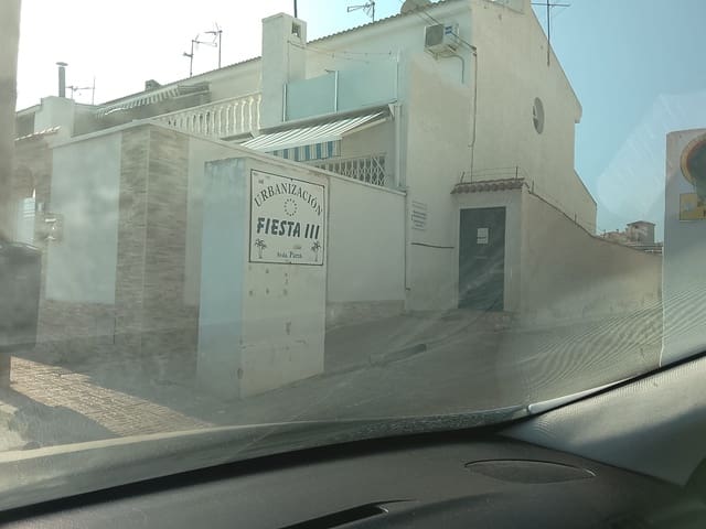 Garaje en Avenida Habaneras - Curva de Palangre, Torrevieja en venta - 14.900 € (Ref: 10015841)