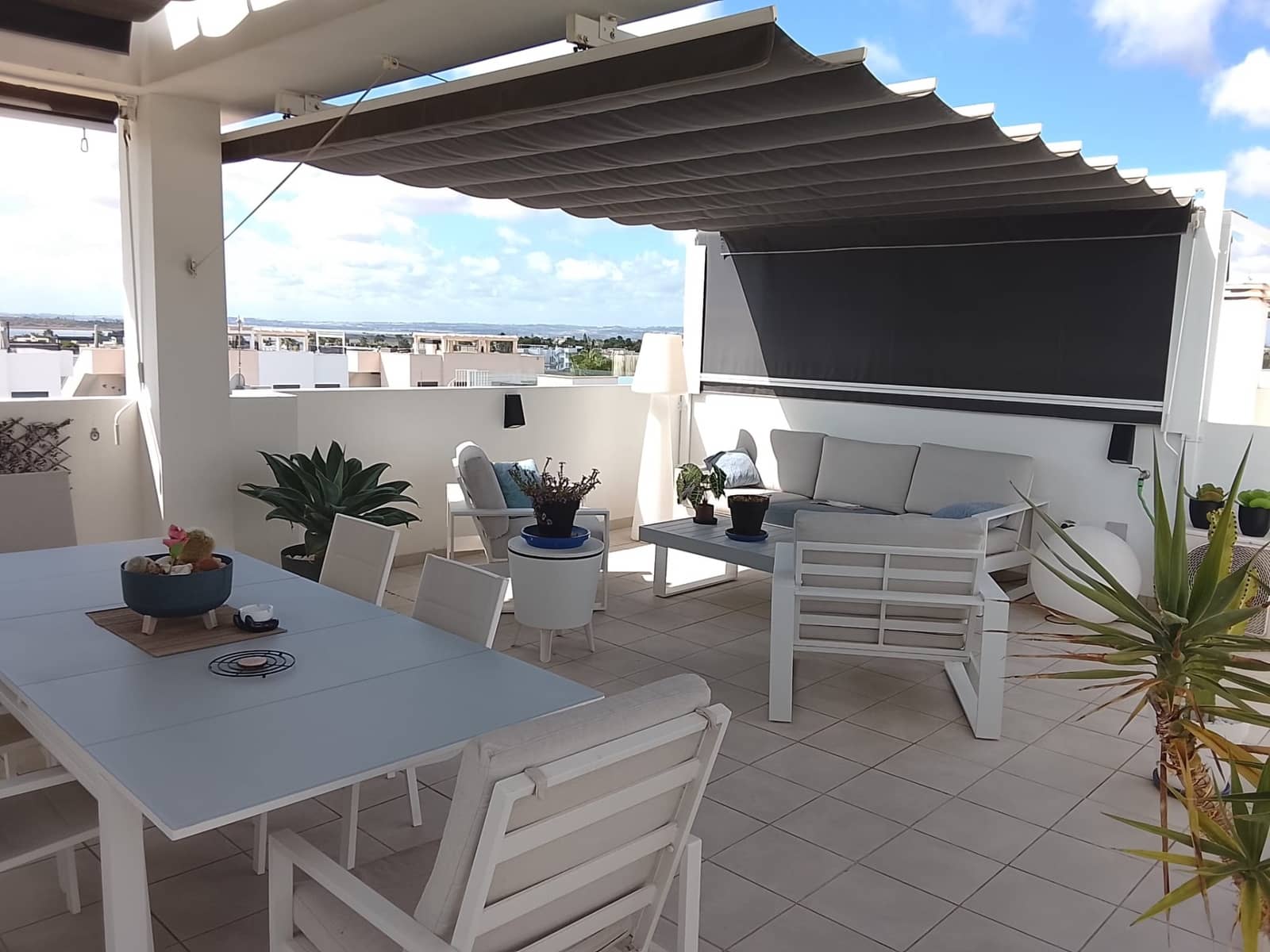 2 makuuhuone Kattohuoneisto myytävänä paikassa Rojales mukana uima-altaan - 329 900 € (Ref: 10015842)