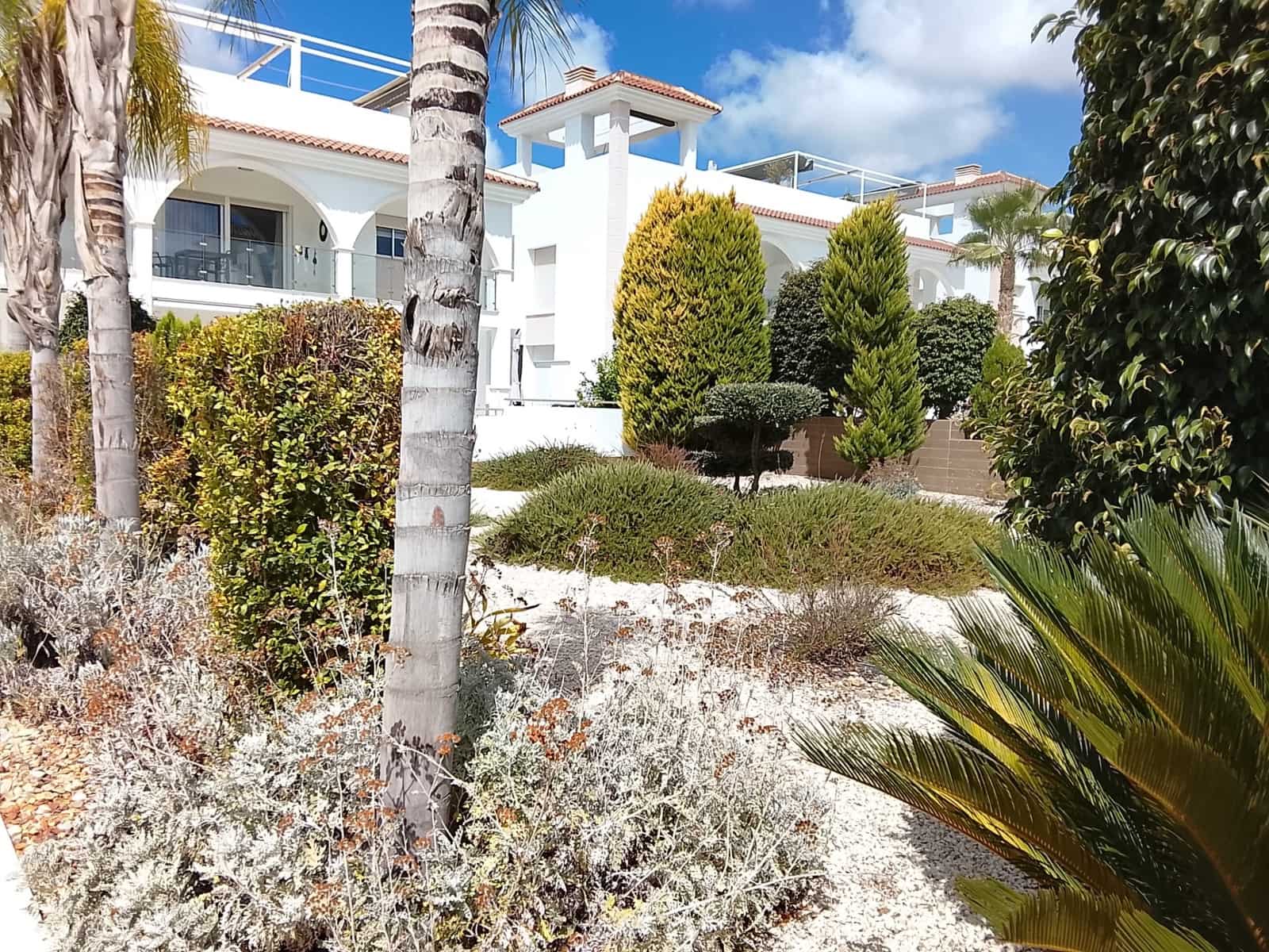 2 makuuhuone Kattohuoneisto myytävänä paikassa Rojales mukana uima-altaan - 329 900 € (Ref: 10015842)