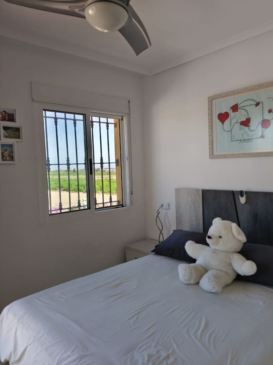 3 soverom Villa til salgs i Guardamar del Segura med svømmebasseng garasje - € 345 000 (Ref: 10018621)