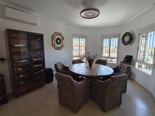 3 sypialnia Willa na sprzedaż w Guardamar del Segura z basenem garażem - 345 000 € (Ref: 10018621)