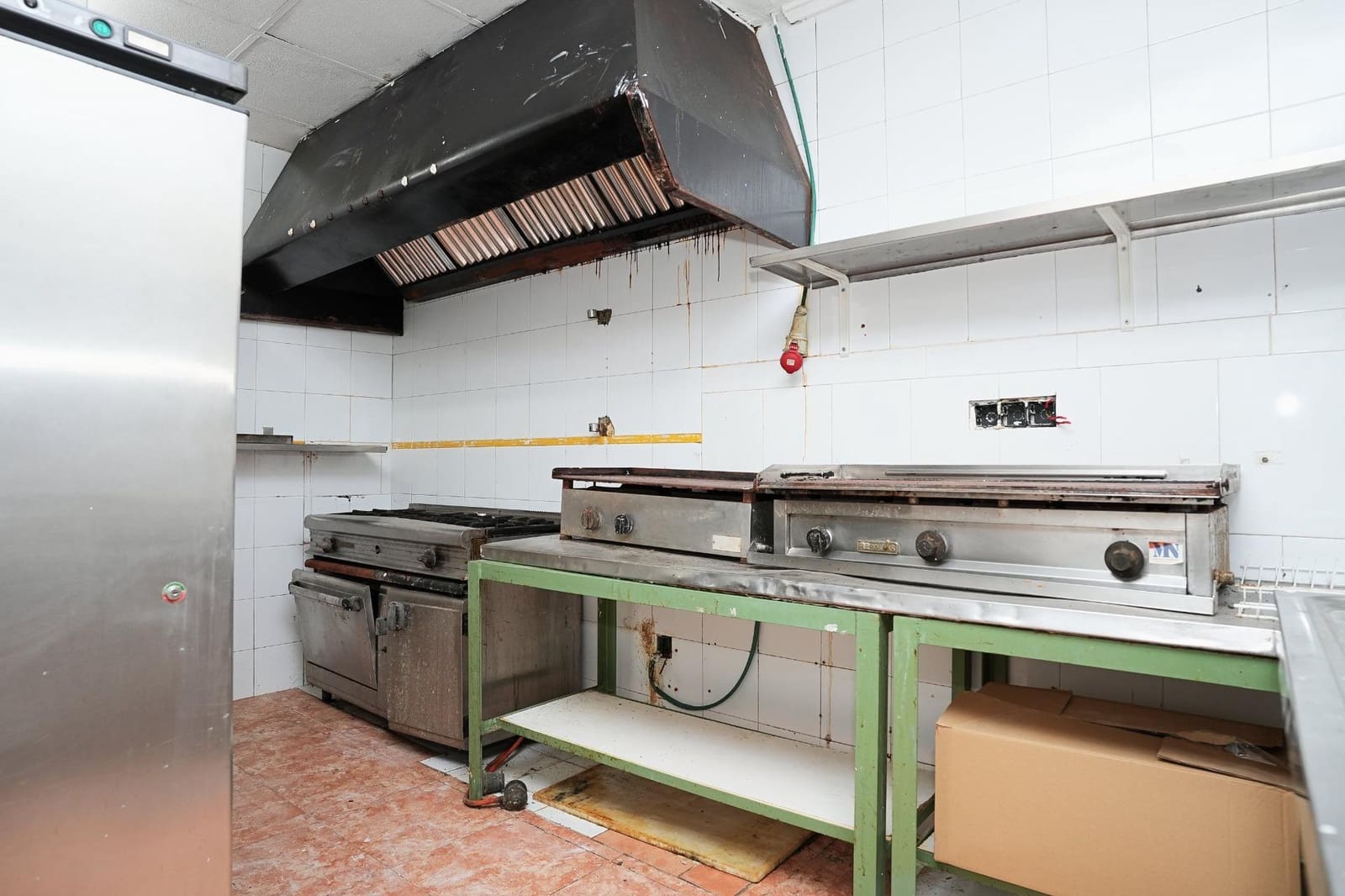 3 slaapkamer Commercieel te koop in Torrevieja - € 137.184 (Ref: 10035602)