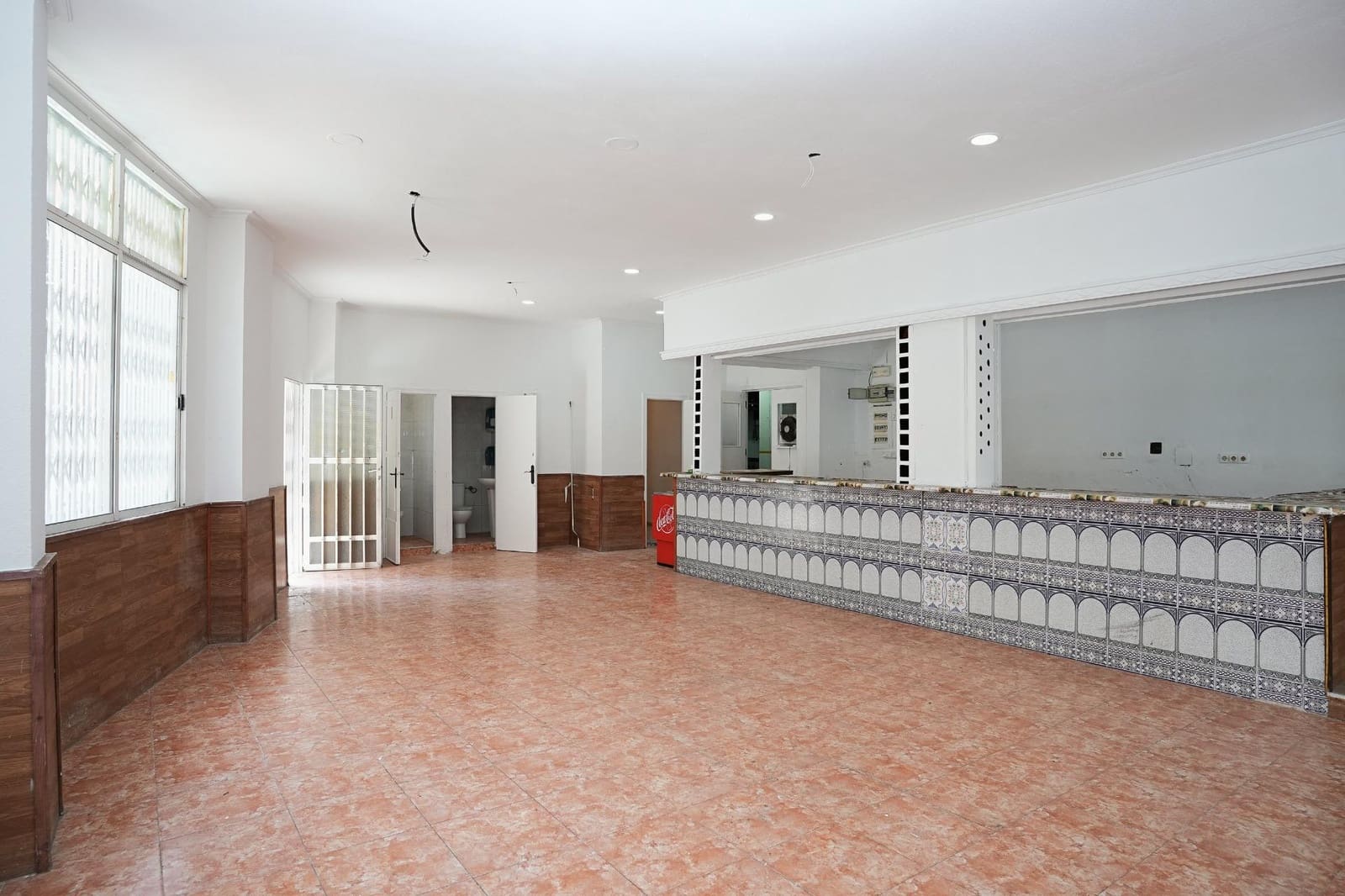 3 slaapkamer Commercieel te koop in Torrevieja - € 137.184 (Ref: 10035602)