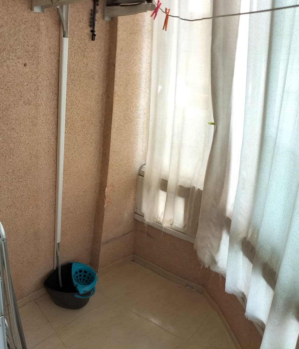 1 bedroom Apartment for sale in Torrevieja with pool - € 119,500 (Ref: 10035604)