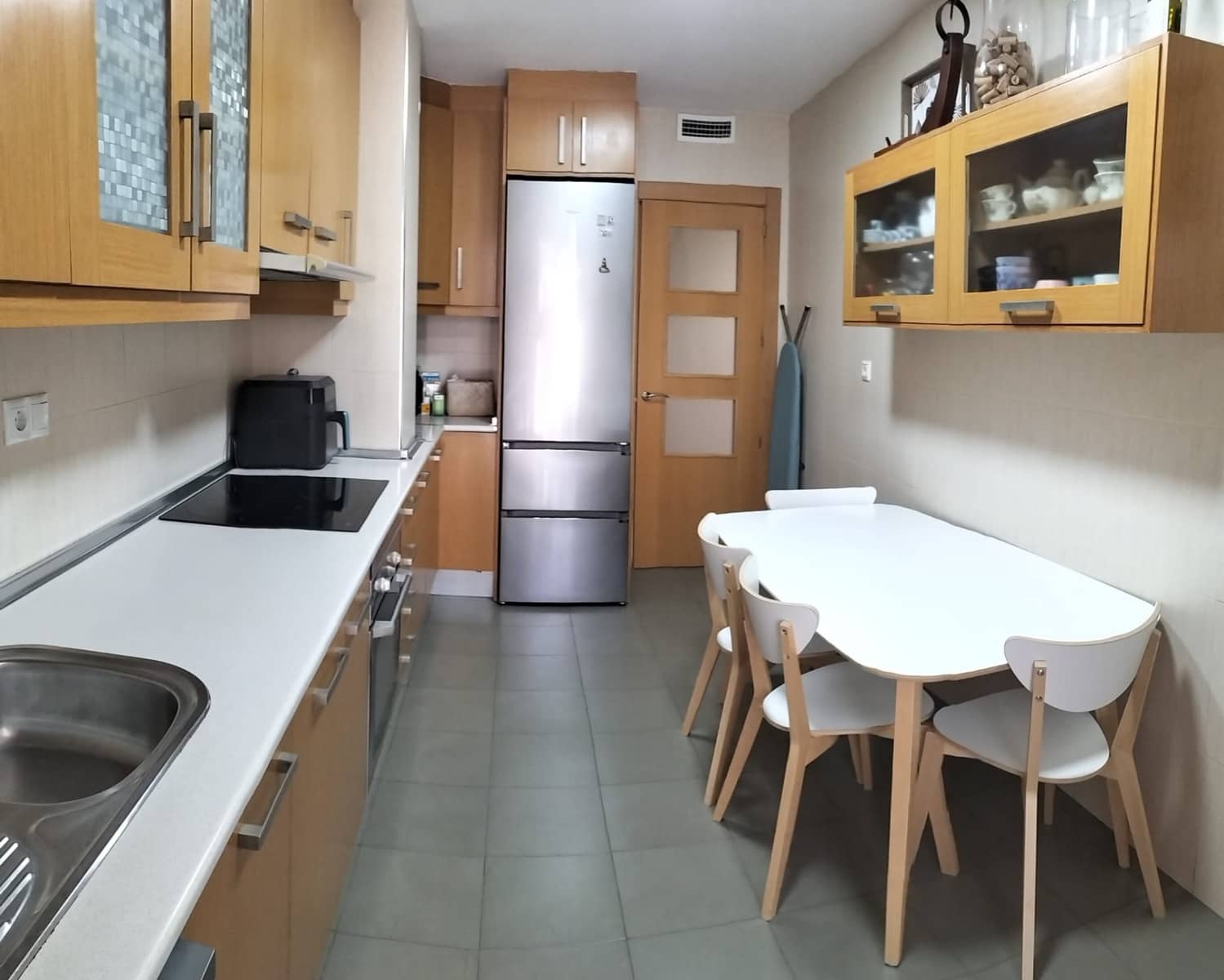 3 bedroom Apartment for sale in Torrevieja with garage - € 517,440 (Ref: 10035605)