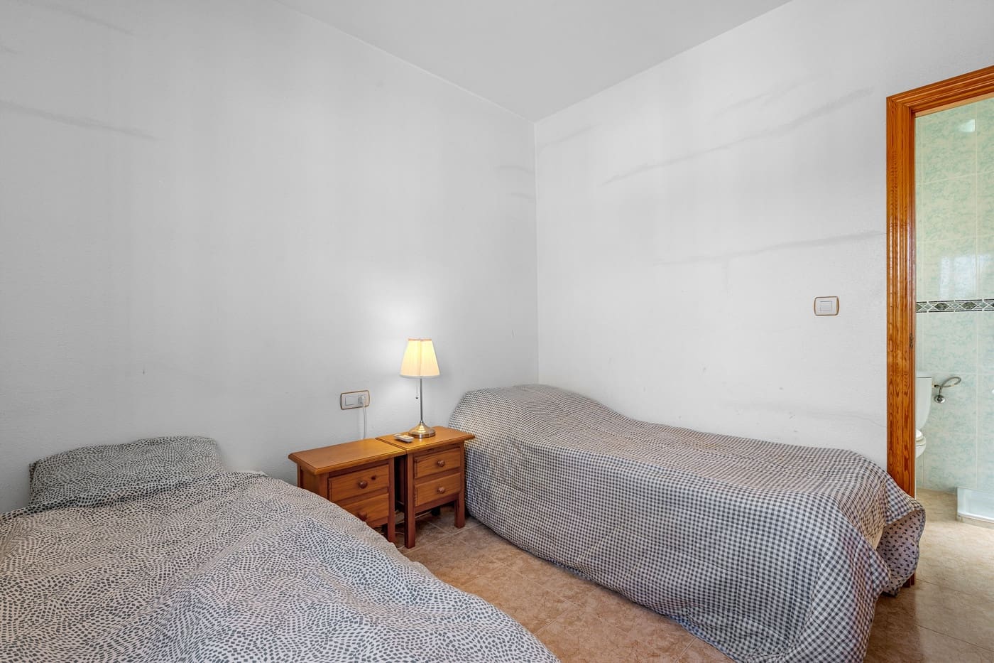 3 makuuhuone Bungalow myytävänä paikassa Orihuela Costa mukana uima-altaan - 159 000 € (Ref: 10041156)