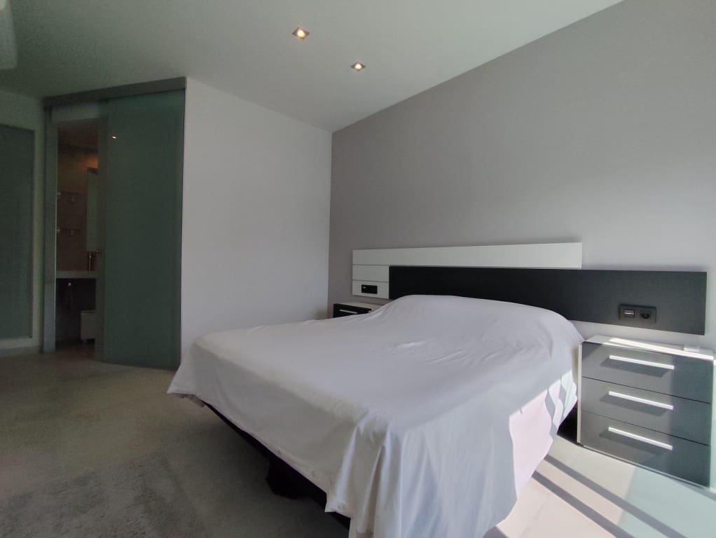 3 bedroom Penthouse for sale in El Raso with pool garage - € 295,000 (Ref: 10045858)