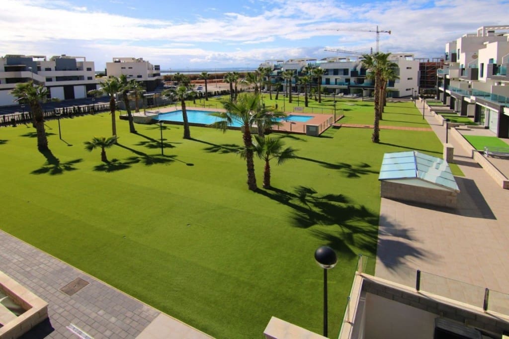 3 bedroom Penthouse for sale in El Raso with pool garage - € 295,000 (Ref: 10045858)