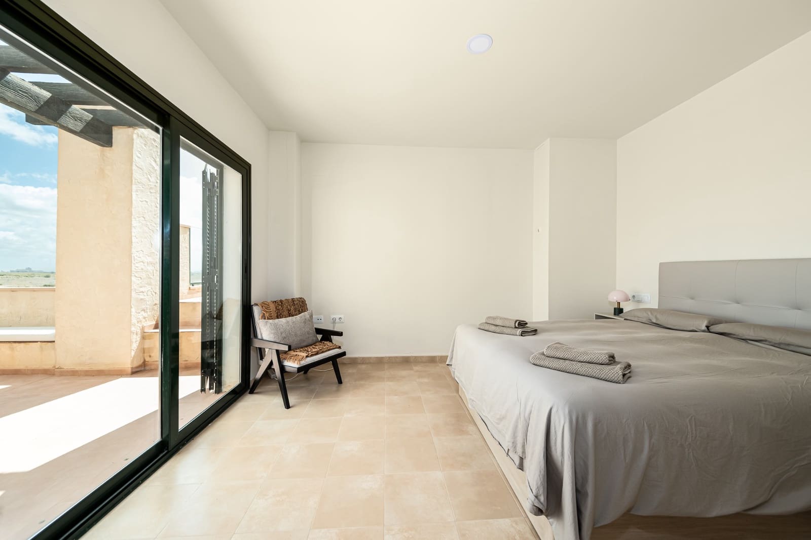 3 bedroom Apartment for sale in Hacienda del Alamo with pool garage - € 214,999 (Ref: 10050316)