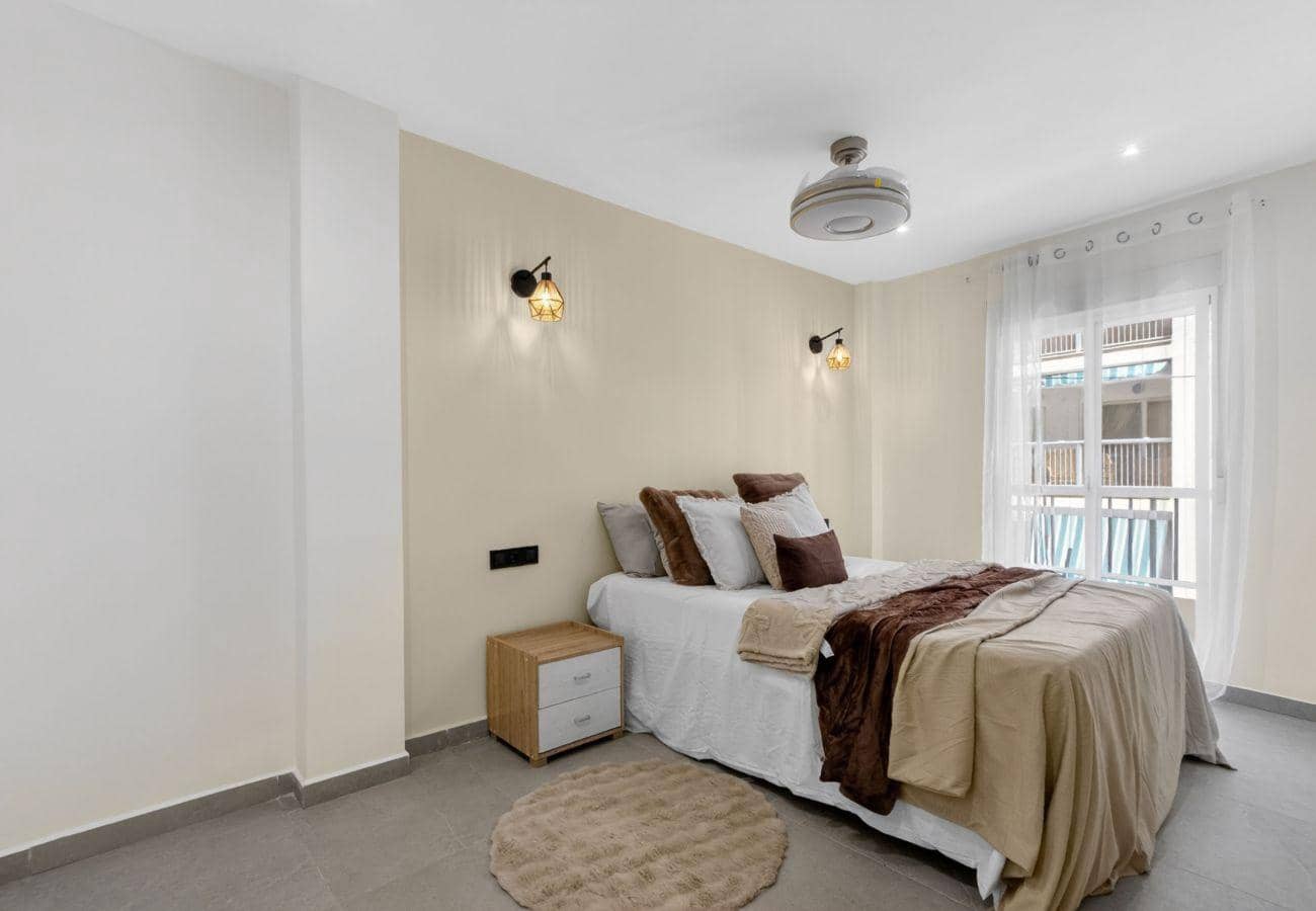 3 soverom Leilighet til salgs i Torrevieja - € 475 000 (Ref: 10050317)
