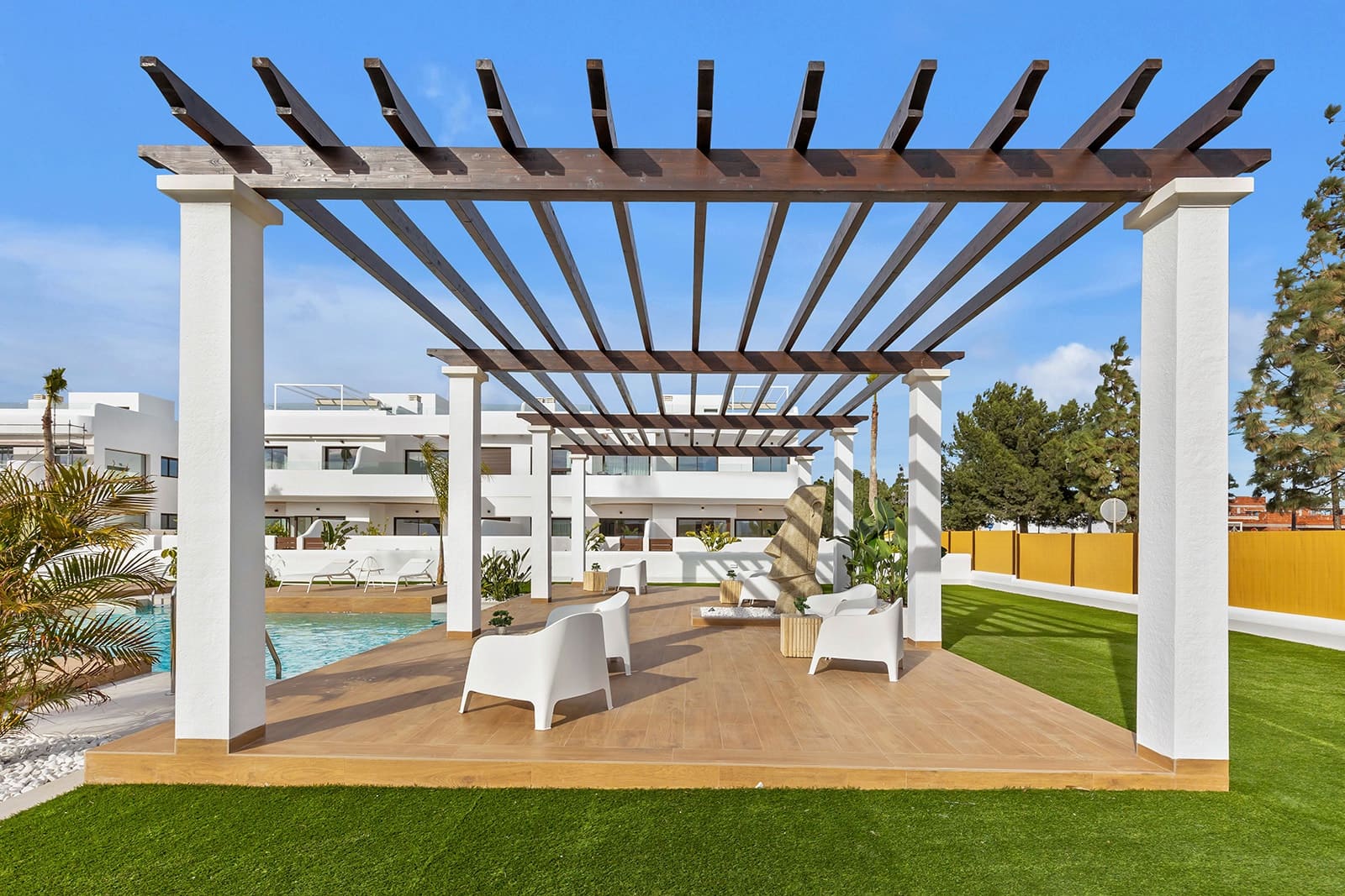 3 soverom Penthouse til salgs i Los Alcazares med svømmebasseng garasje - € 429 900 (Ref: 10056455)