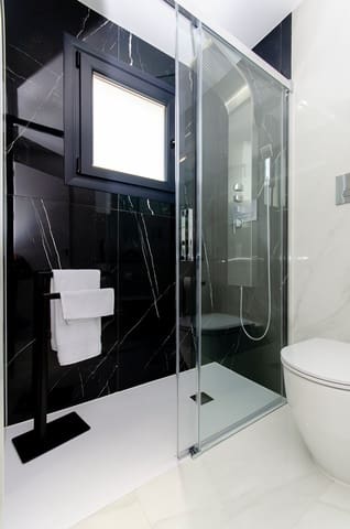 3 sypialnia Willa na sprzedaż w Vistabella, Orihuela z basenem garażem - 459 000 € (Ref: 10060116)