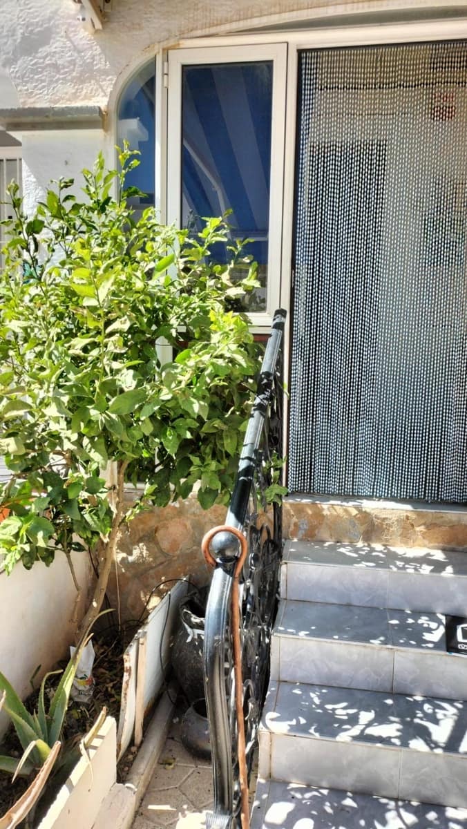 3 sypialnia Dom szeregowy na sprzedaż w Orihuela Costa z basenem garażem - 234 900 € (Ref: 10064716)
