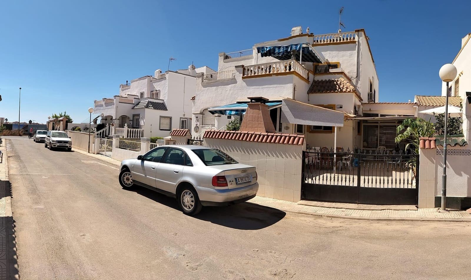 3 sypialnia Dom szeregowy na sprzedaż w Orihuela Costa z basenem garażem - 234 900 € (Ref: 10064716)