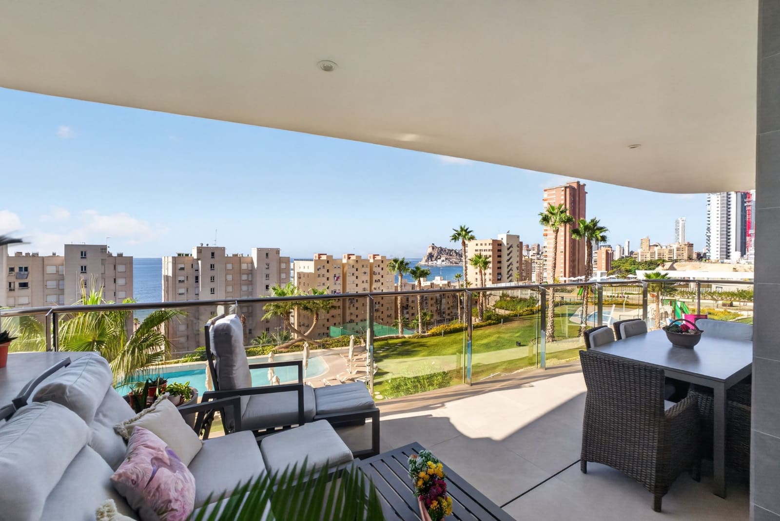 3 quarto Apartamento para venda em Benidorm com piscina garagem - 859 000 € (Ref: 10067956)