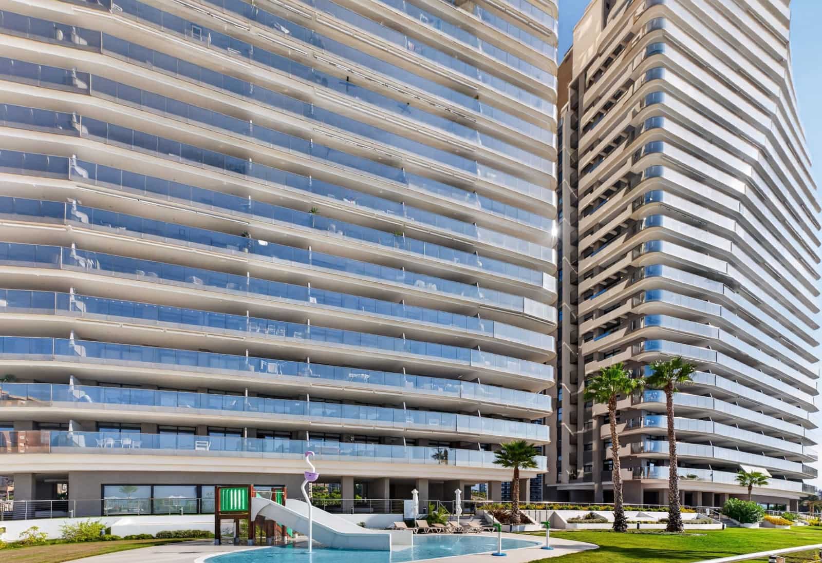 3 quarto Apartamento para venda em Benidorm com piscina garagem - 859 000 € (Ref: 10067956)