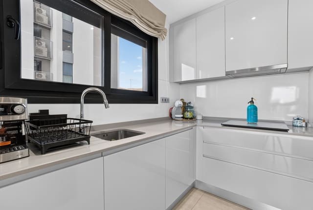 3 quarto Apartamento para venda em Playa Poniente, Benidorm com piscina garagem - 859 000 € (Ref: 10067956)