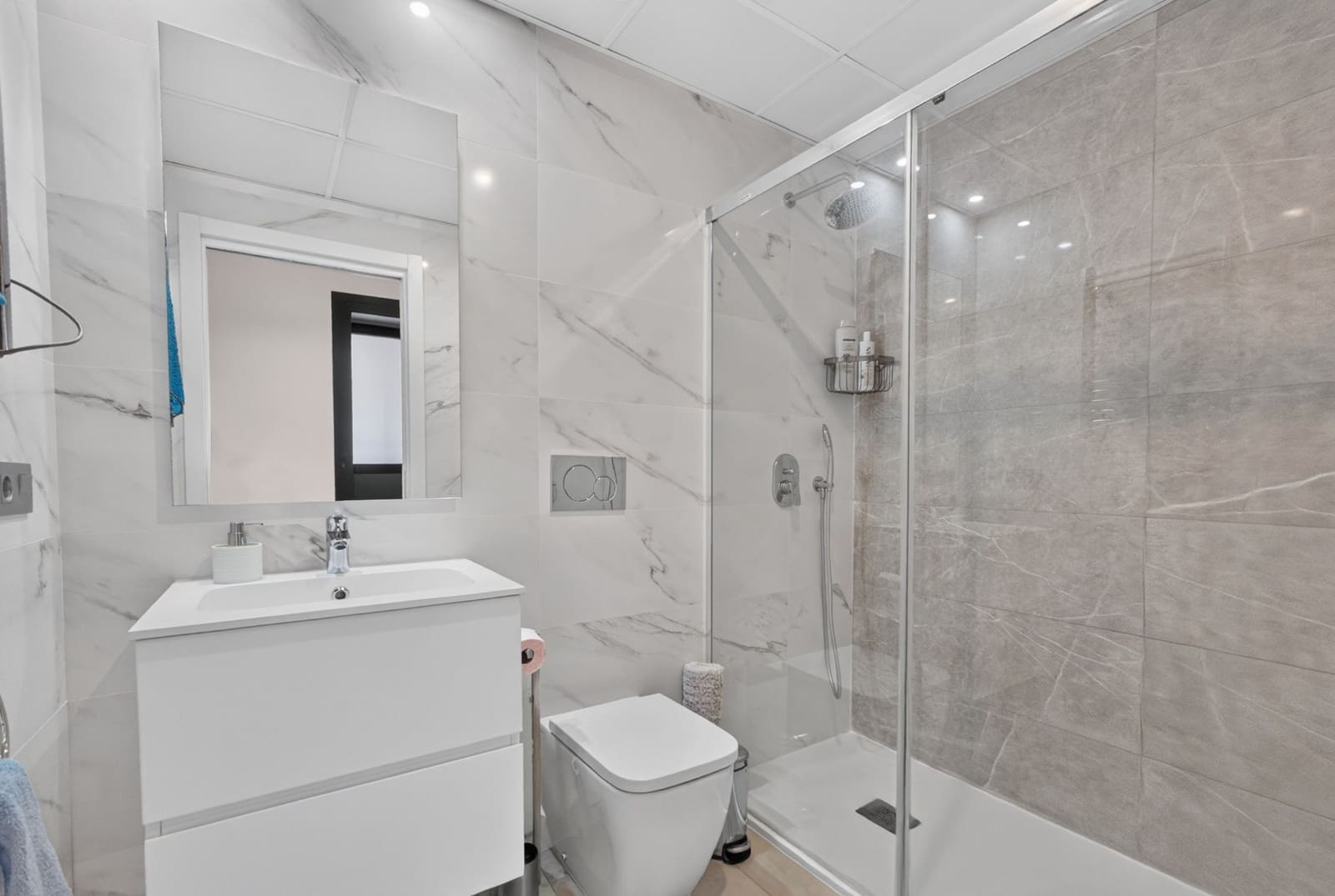3 quarto Apartamento para venda em Benidorm com piscina garagem - 859 000 € (Ref: 10067956)