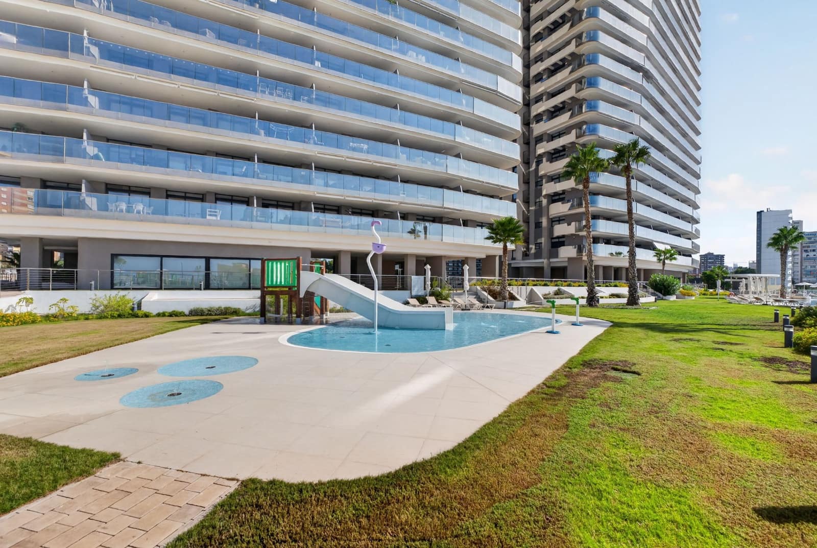 3 quarto Apartamento para venda em Benidorm com piscina garagem - 859 000 € (Ref: 10067956)