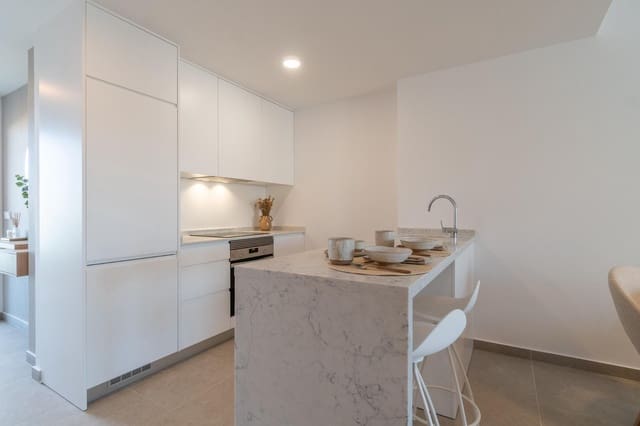 4 soveværelse Lejlighed til salg i Playa Flamenca, Orihuela med swimmingpool garage - € 499.000 (Ref: 10075563)