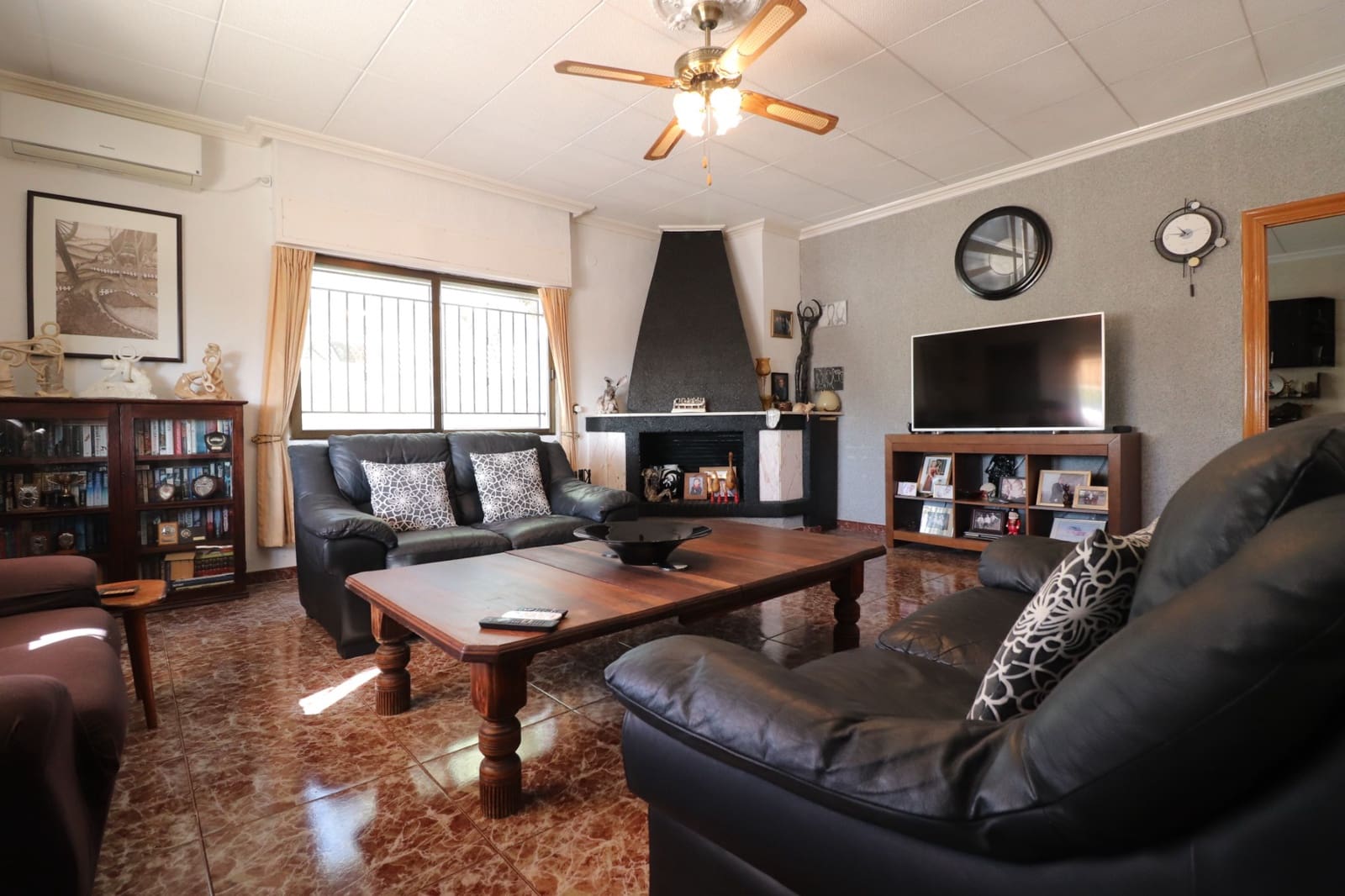 6 soveværelse Finca/Landehus til salg i Crevillente / Crevillent med swimmingpool garage - € 468.000 (Ref: 10077588)