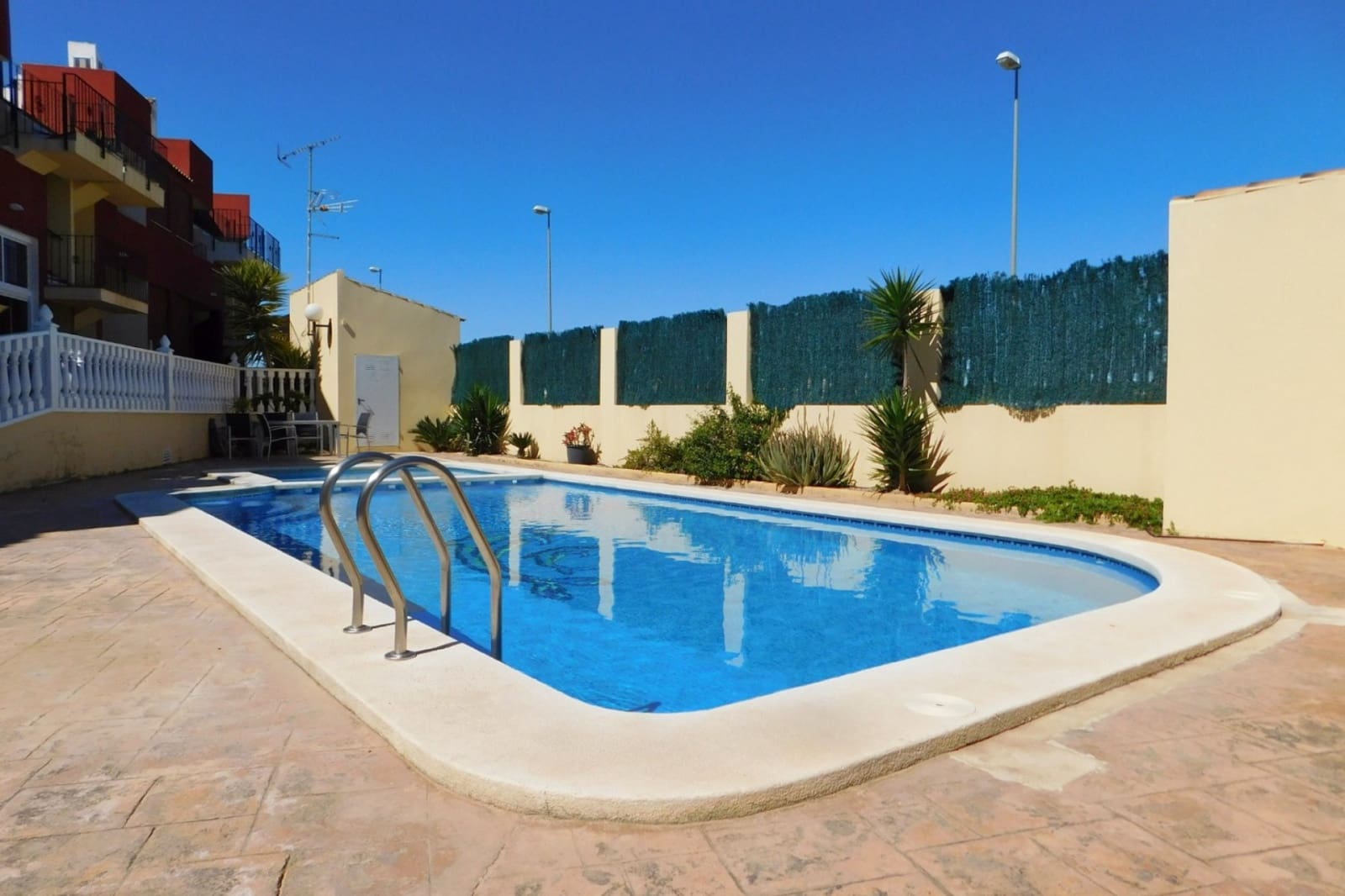 2 bedroom Apartment for sale in Torremendo with pool - € 130,000 (Ref: 10080960)