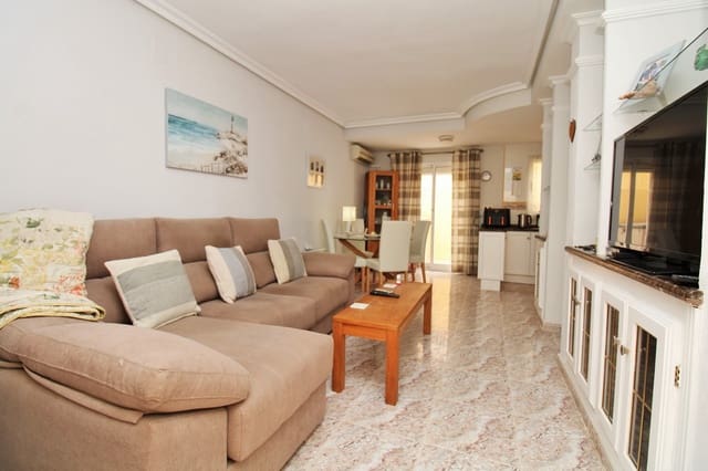2 soverom Hus til salgs i Villamartin, Orihuela med svømmebasseng garasje - € 159 900 (Ref: 10081080)
