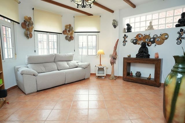 3 slaapkamer Villa te koop in Los Montesinos met zwembad garage - € 230.304 (Ref: 10086177)