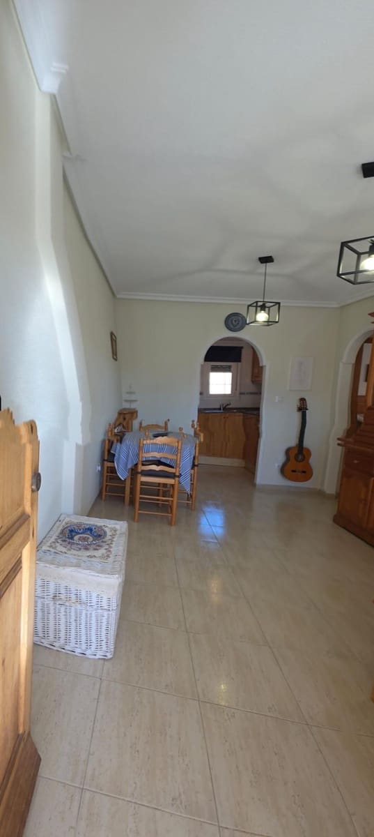 Bungalow de 3 habitaciones en Torrevieja en venta con piscina - 179.900 € (Ref: 10086179)
