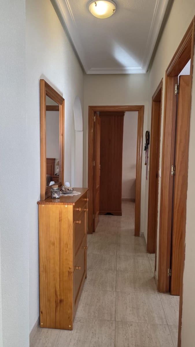 Bungalow de 3 habitaciones en Torrevieja en venta con piscina - 179.900 € (Ref: 10086179)