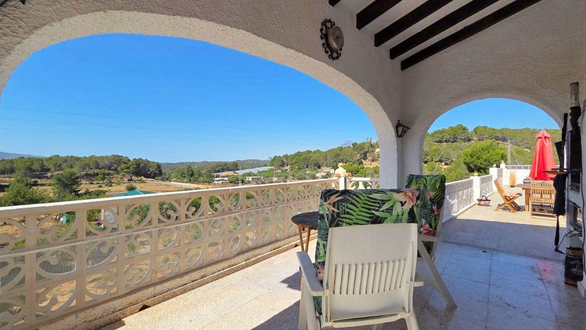 3 sypialnia Willa na sprzedaż w Altea z basenem garażem - 675 000 € (Ref: 10089408)
