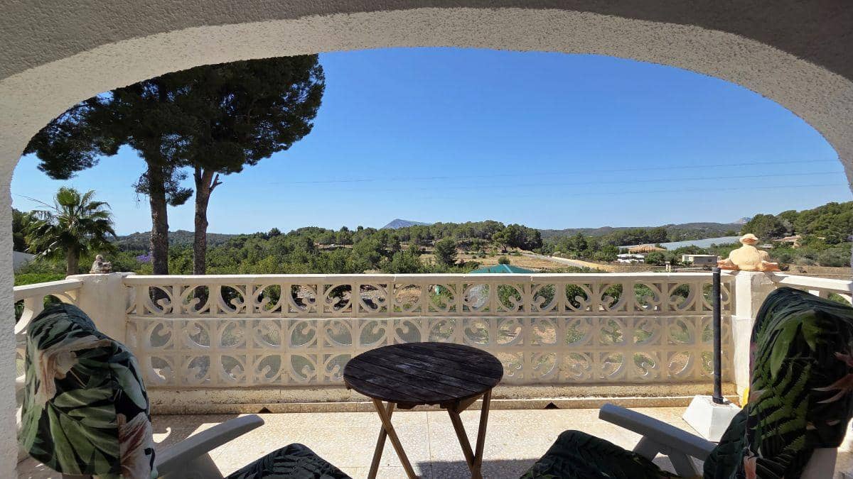 3 sypialnia Willa na sprzedaż w Altea z basenem garażem - 675 000 € (Ref: 10089408)