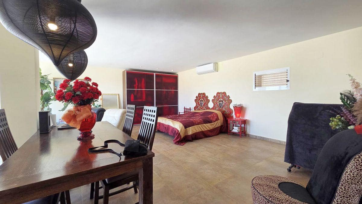 3 sypialnia Willa na sprzedaż w Altea z basenem garażem - 675 000 € (Ref: 10089408)