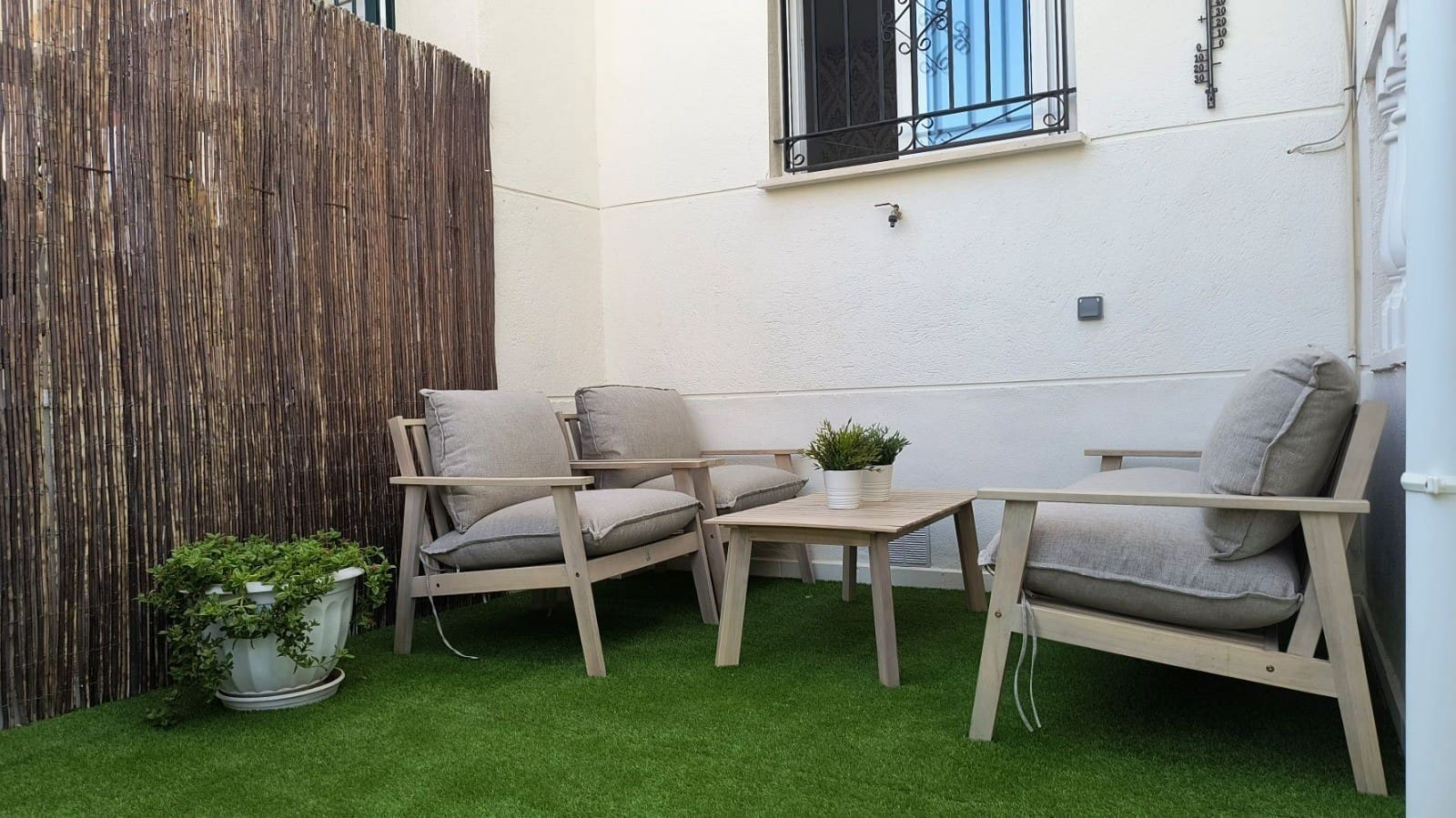 3 bedroom Townhouse for sale in Alicante / Alacant city with pool - € 268,800 (Ref: 10089559)