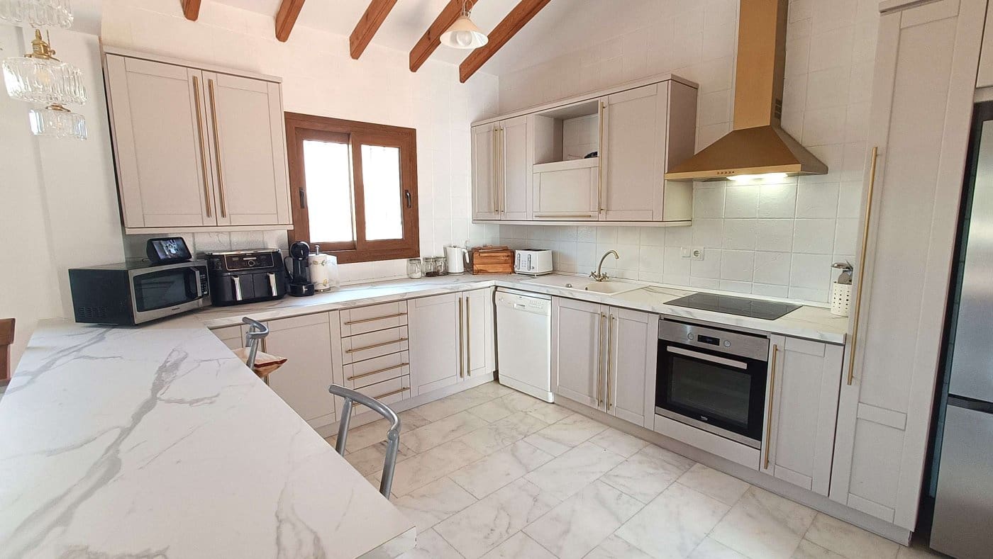 3 slaapkamer Halfvrijstaande villa te koop in Algorfa met zwembad garage - € 449.955 (Ref: 10090814)