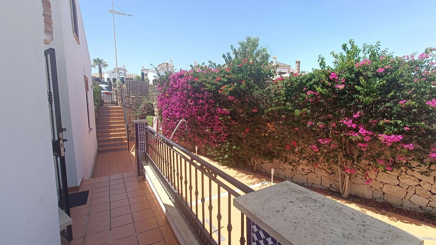 3 slaapkamer Halfvrijstaande villa te koop in Algorfa met zwembad garage - € 449.955 (Ref: 10090814)