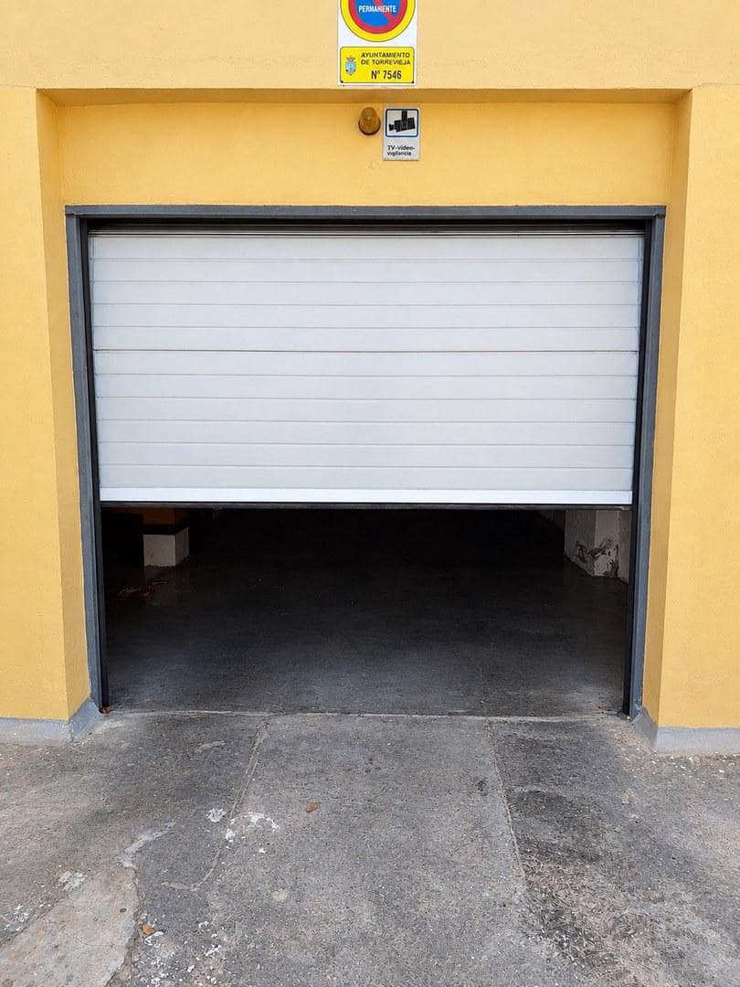 Garage for sale in Torrevieja - € 16,000 (Ref: 10091260)