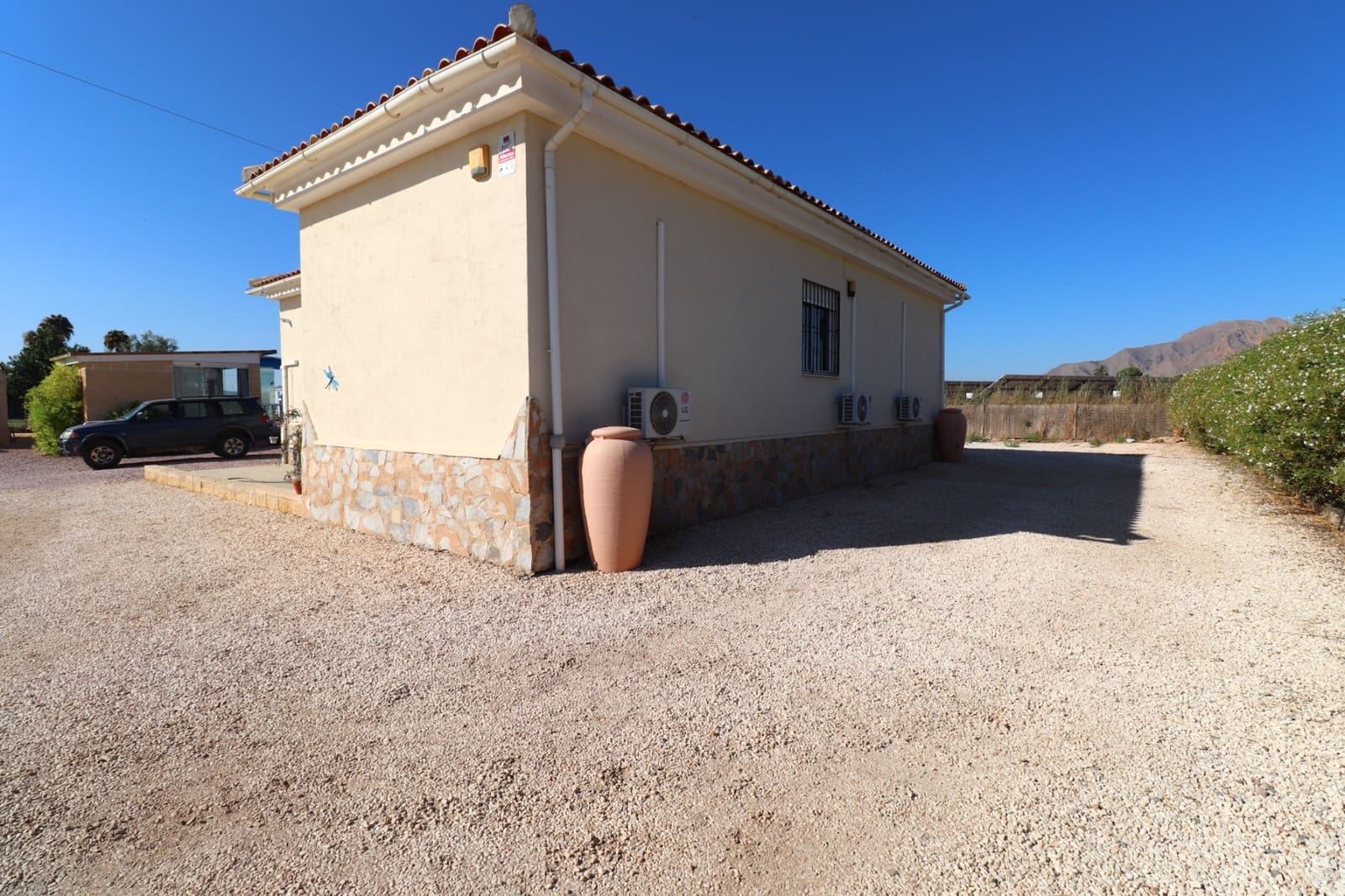 3 chambre Finca/Maison de Campagne à vendre à Callosa de Segura avec piscine garage - 350 000 € (Ref: 10097443)