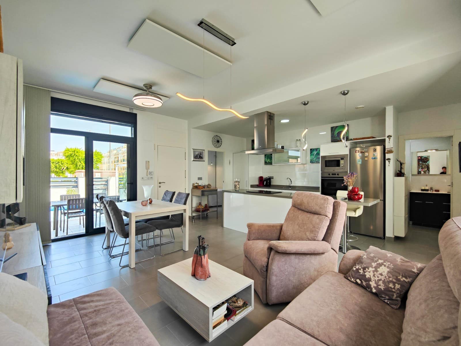 2 bedroom Villa for sale in Formentera del Segura with pool garage - € 285,000 (Ref: 10098441)