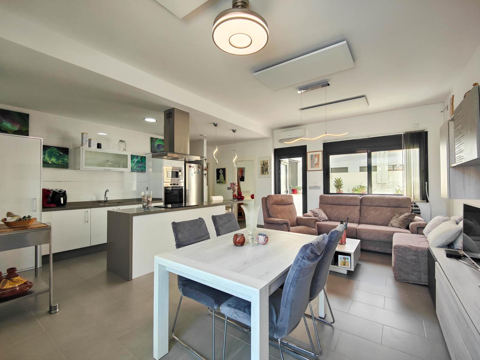 2 bedroom Villa for sale in Formentera del Segura with pool garage - € 285,000 (Ref: 10098441)