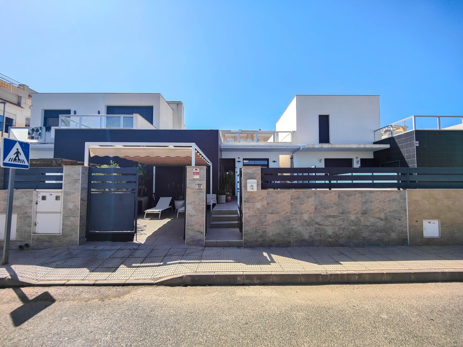 2 bedroom Villa for sale in Formentera del Segura with pool garage - € 285,000 (Ref: 10098441)