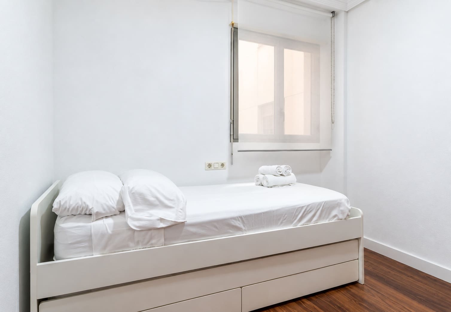 3 sypialnia Apartament na sprzedaż w Torrevieja z basenem garażem - 459 000 € (Ref: 10098443)