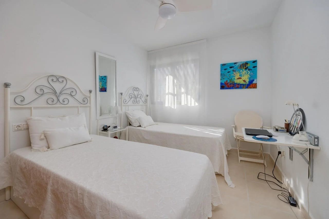 3 Zimmer Penthouse zu verkaufen in Torrevieja mit Pool Garage - 329.000 € (Ref: 10100179)