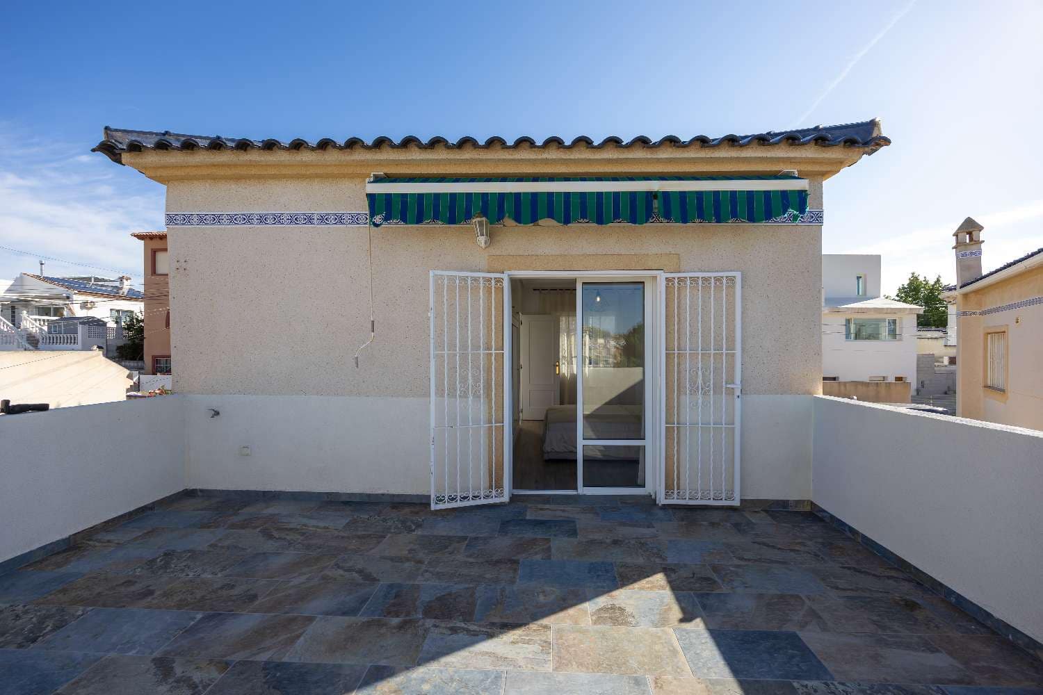 3 quarto Moradia para venda em Orihuela com garagem - 325 000 € (Ref: 10100468)