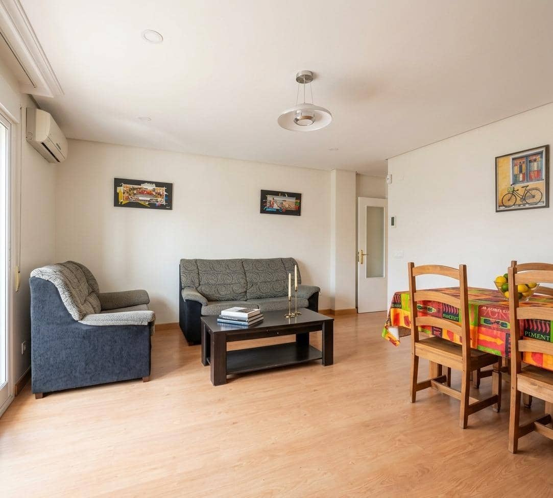 2 bedroom Apartment for sale in Torrevieja with garage - € 164,900 (Ref: 10102646)