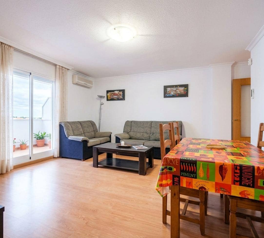 2 bedroom Apartment for sale in Torrevieja with garage - € 164,900 (Ref: 10102646)