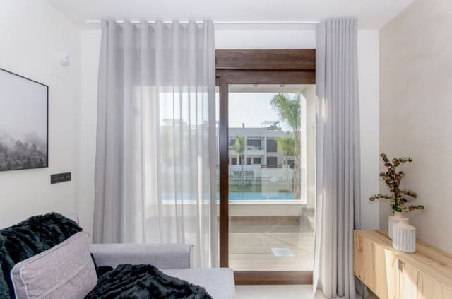 2 soveværelse Penthouse til salg i Torrevieja med swimmingpool - € 315.000 (Ref: 7374522)